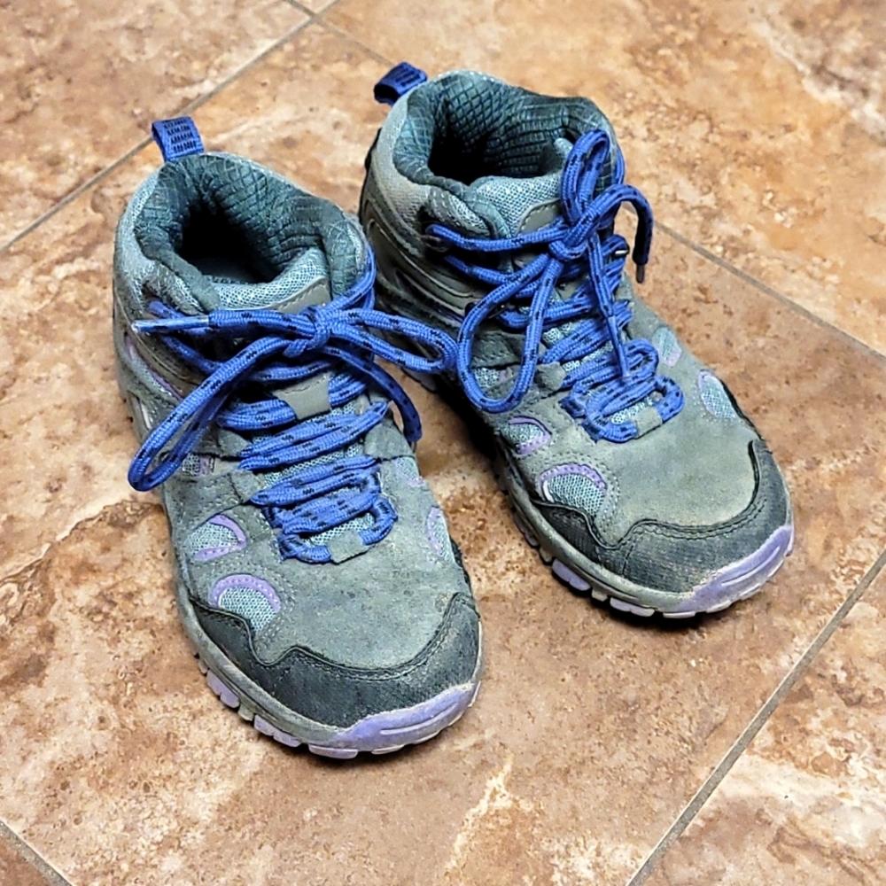 Pacific Trail kids hiking boots